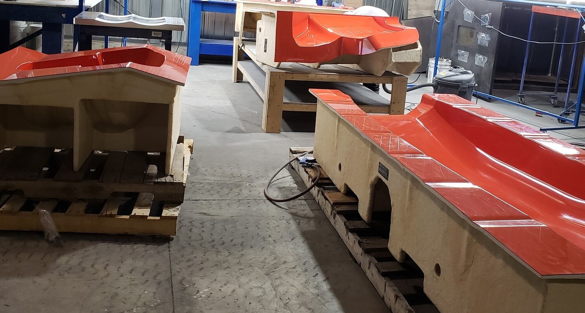 20240318113959-moules-pour-la-fabrication-de-pieces-sous-vide-avec-sacs-en-fibres-de-carbone